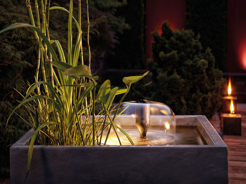 Unterwasserfilter Filtral mit Lava-Fontaenenaufsatz