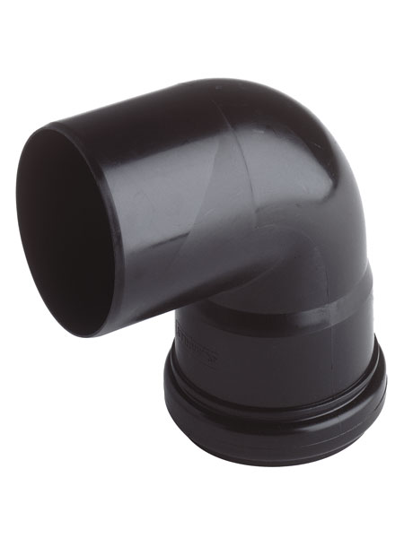 Schwarzer Verbindungsbogen fuer Filterauslauf