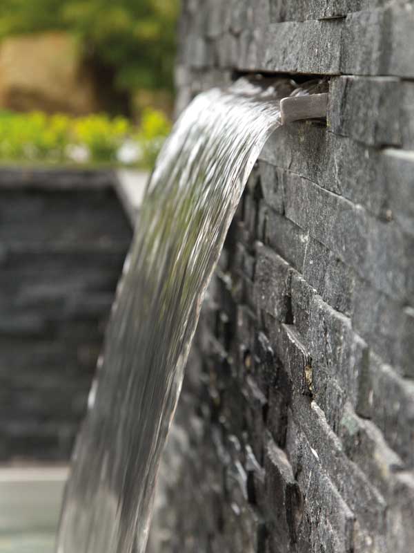 Wasserauslass des Waterfall 60