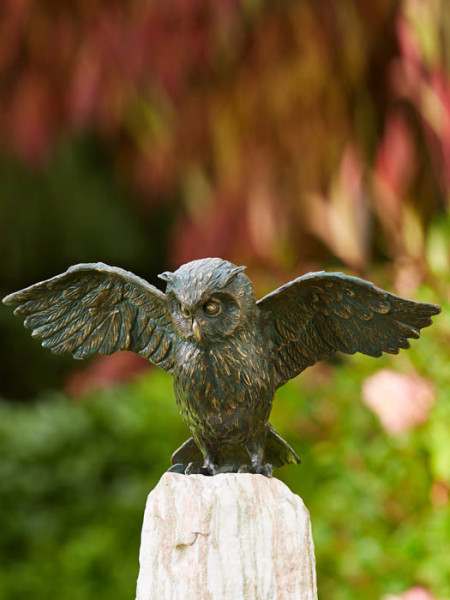Bronzefigur Uhu, Flügel offen (Art.Nr. 88879)